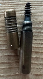 Worm and Cap 9mm x 57mm